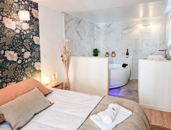 Majord'Home Spa 4*-L'Elegance-Balneo Vieille Ville Annecy Exterior foto